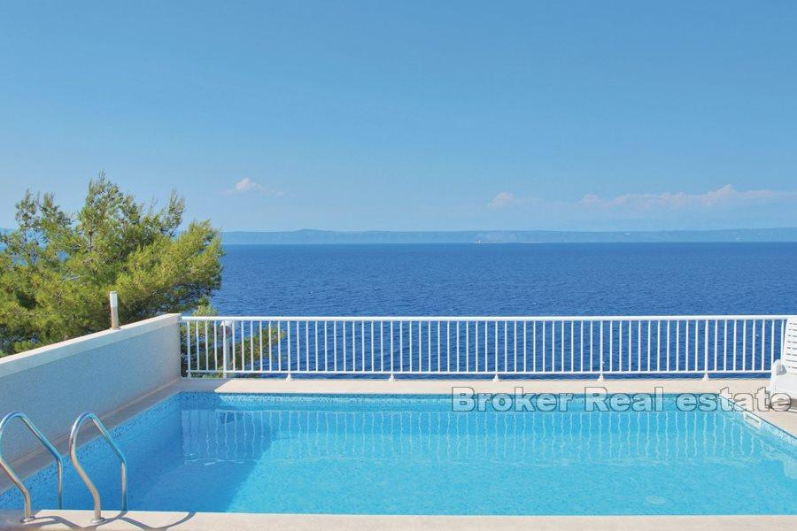 Otok Korčula - Apartmanska kuća prvi red do mora