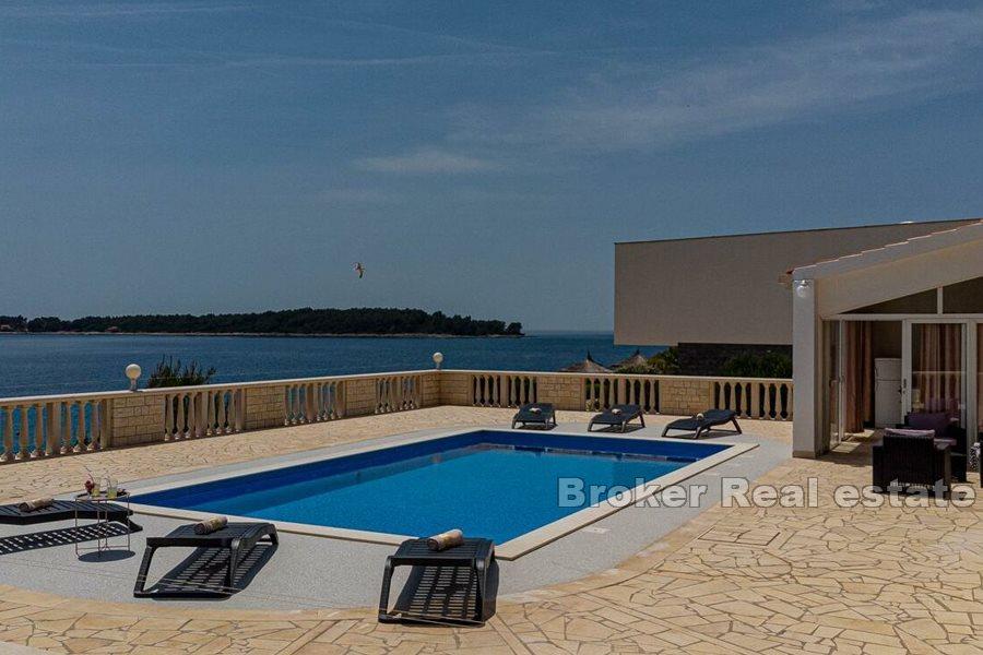 Korcula - Unikt steinhus ved sjøen