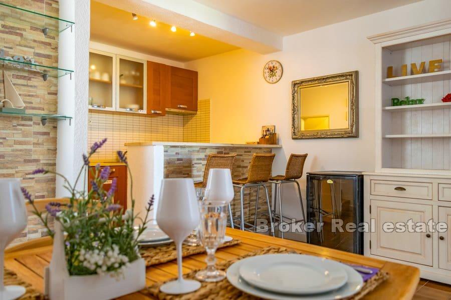 Brac - Villa avec piscine et vue mer