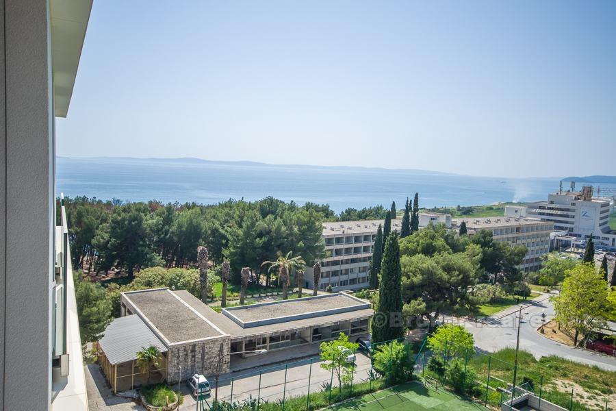 Split, luksuzni dvosobni stan