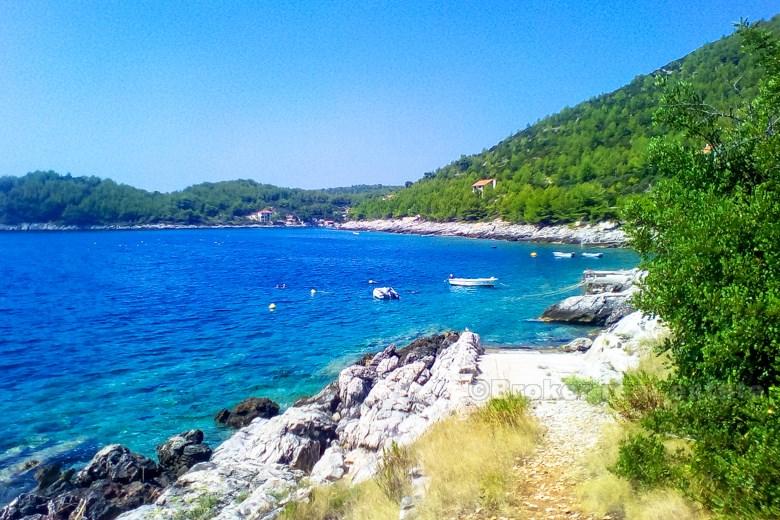 island of Korcula. Building land in a wonderful location