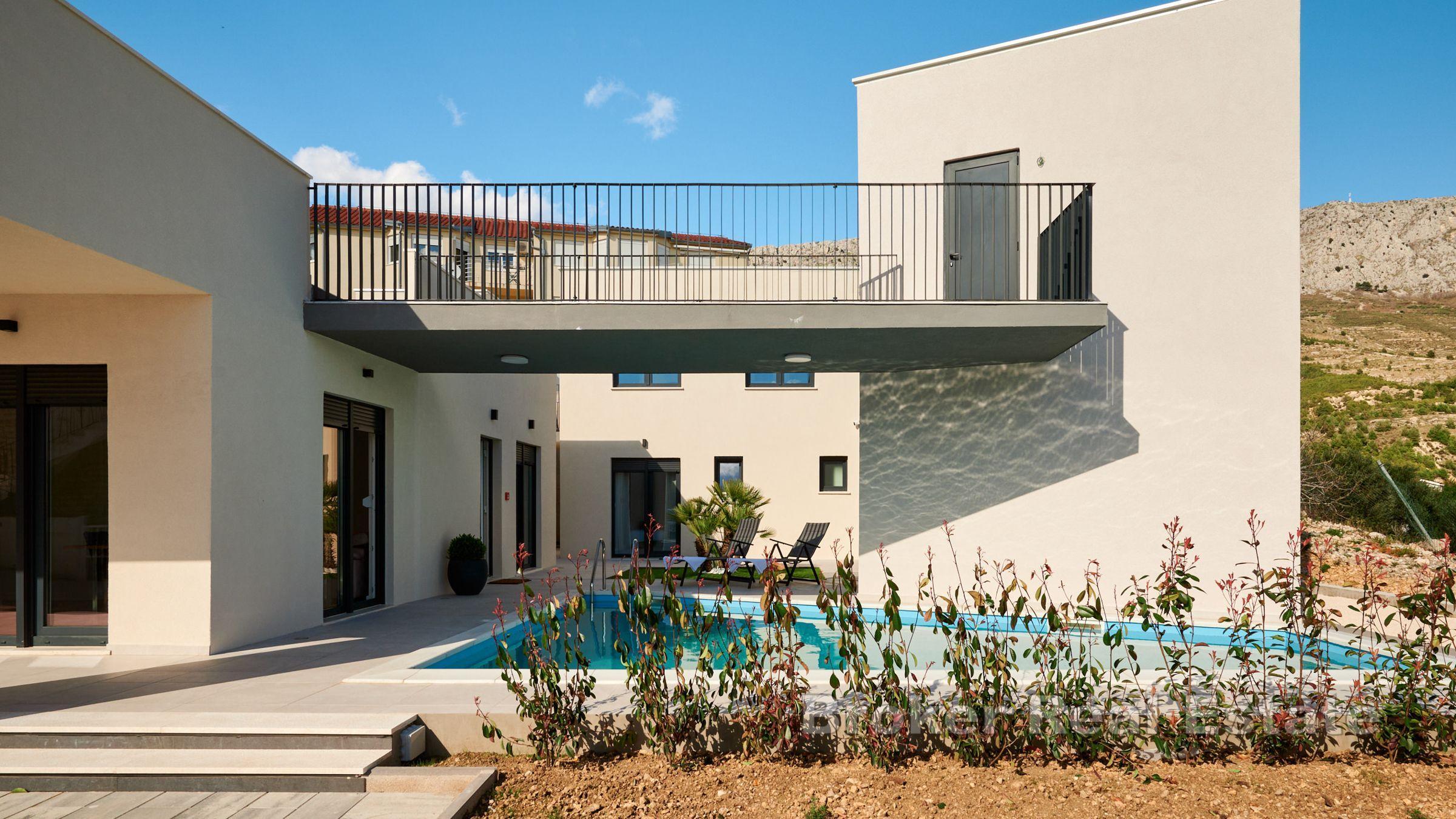 Omiš - Krásná vila s výhledem na moře