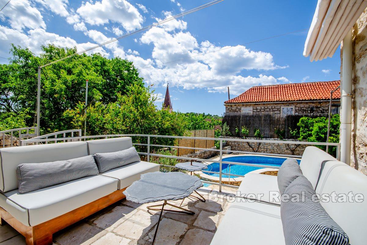 Ostrov Brač - stredomorská kamenná vila