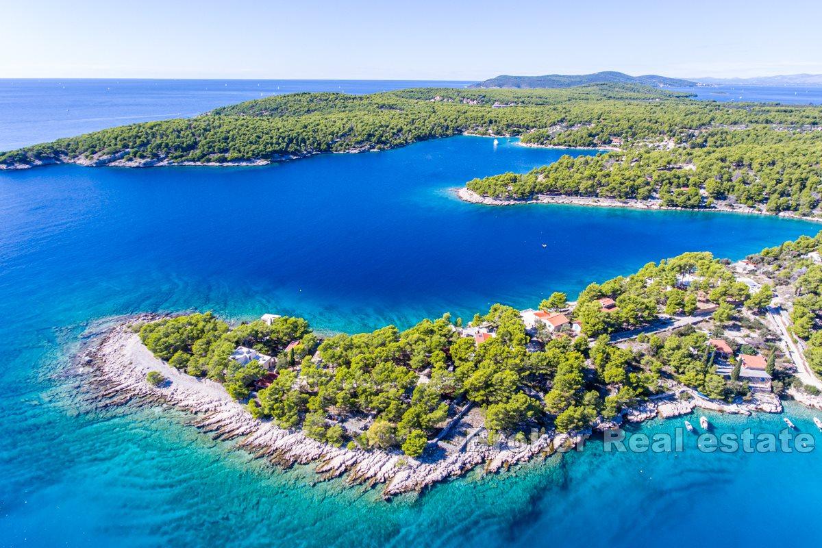 Krásná vila s panoramatickým výhledem na moře