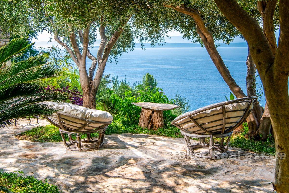 Sjarmerende steinhus med eksklusiv beliggenhet