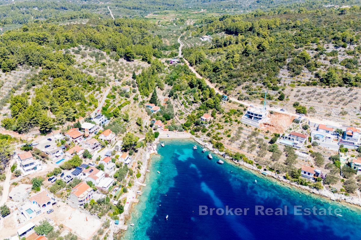 Ön Korcula - Land vid havet och stranden