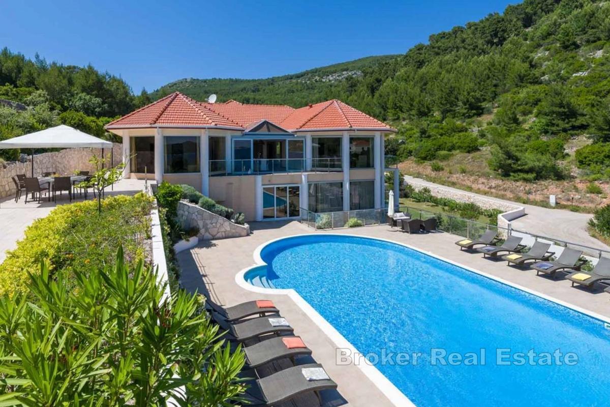 Vila uz more na južnoj obali Korčule