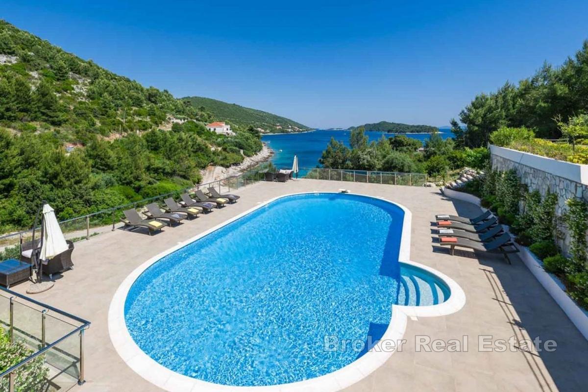 Vila uz more na južnoj obali Korčule