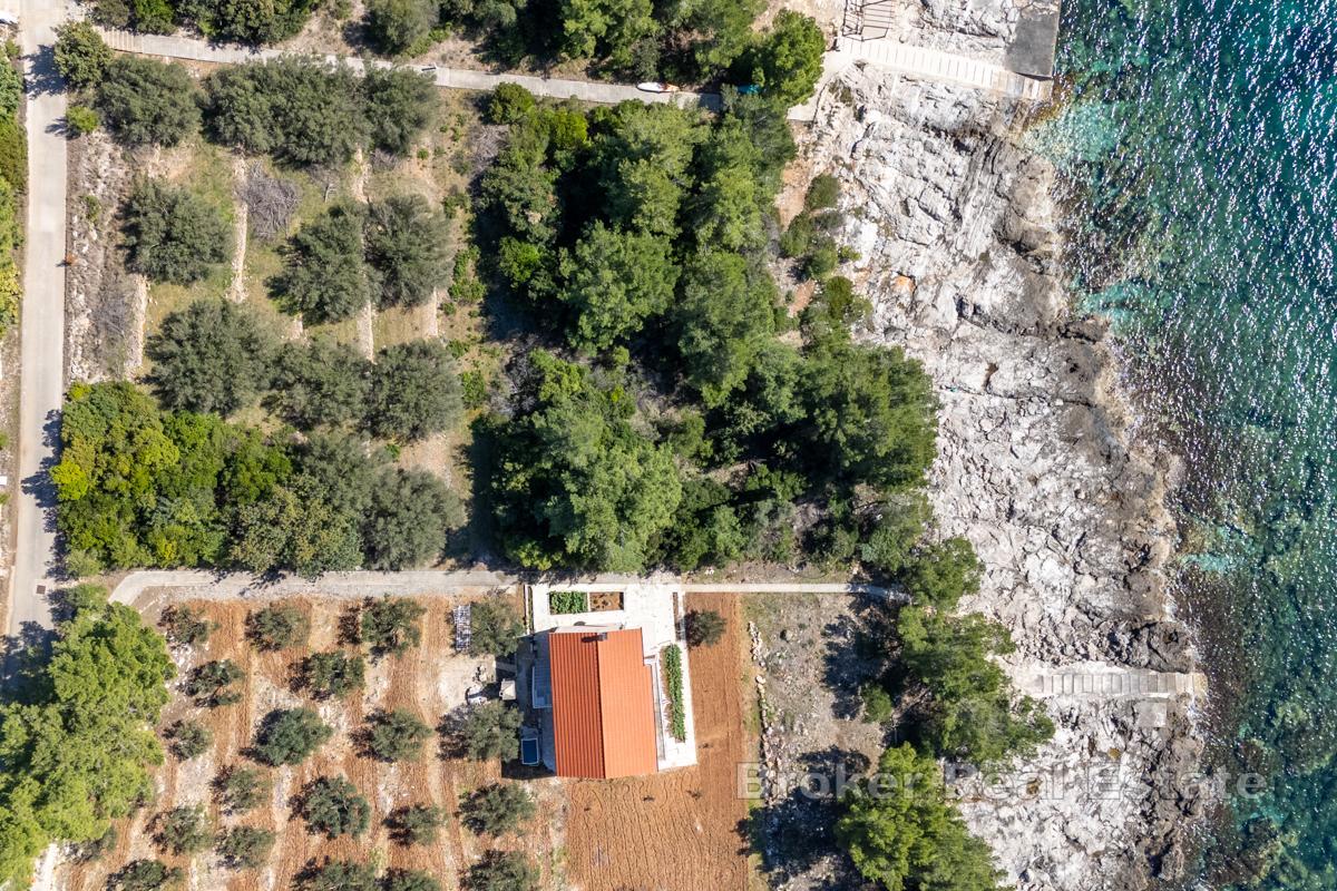 Terrain constructible dans un emplacement exclusif en bord de mer