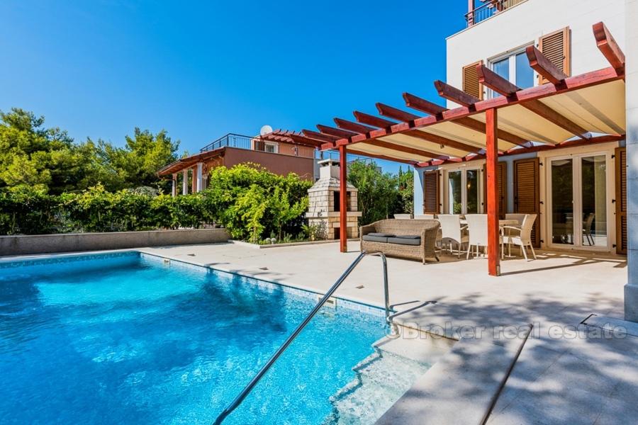 Modern villa with pool and sea view
