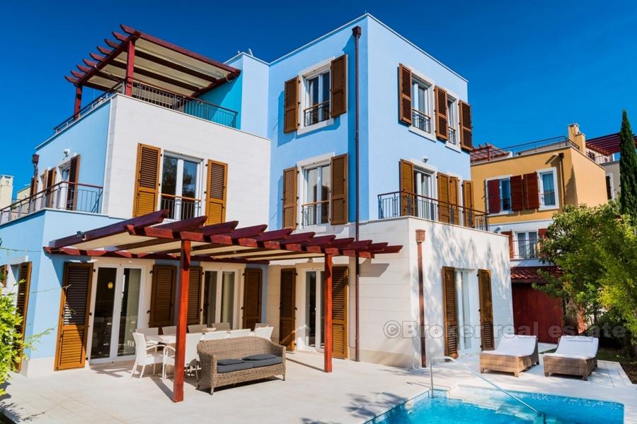Modern villa with pool and sea view