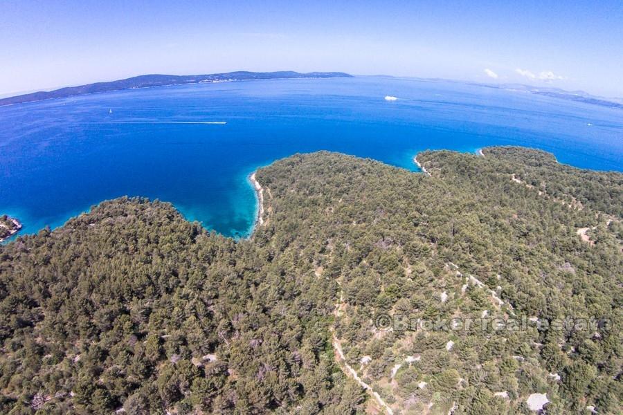 Insel Brac, Bauland am Meer