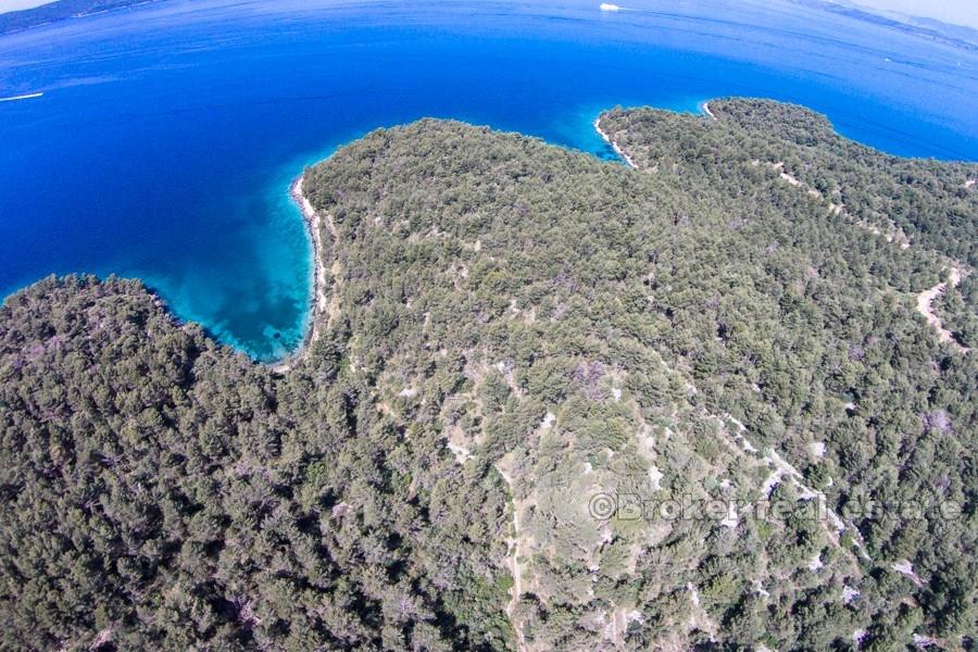 Insel Brac, Bauland am Meer