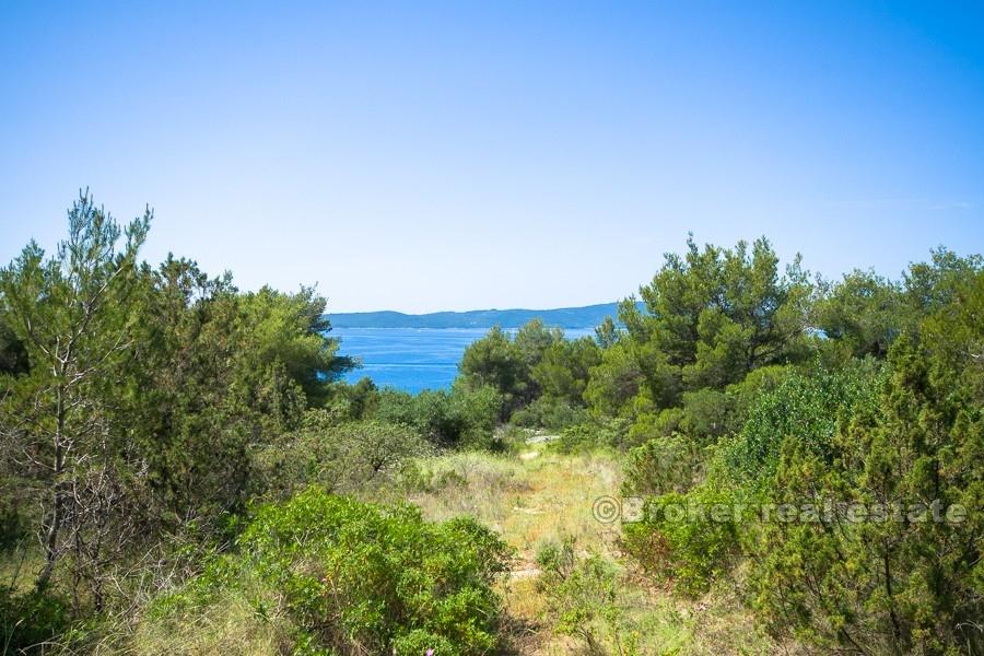 Insel Brac, Bauland am Meer