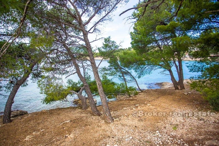 Otok Murter, atraktivna parcela, prvi red do mora