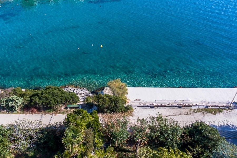 Isola di Ciovo, casa sul mare