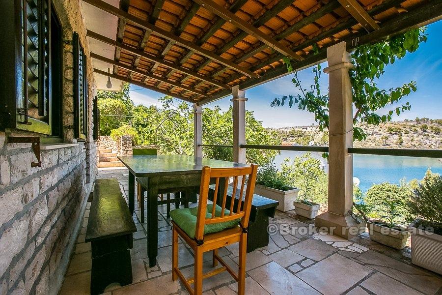 Øya Brac, enebolig med sjøutsikt