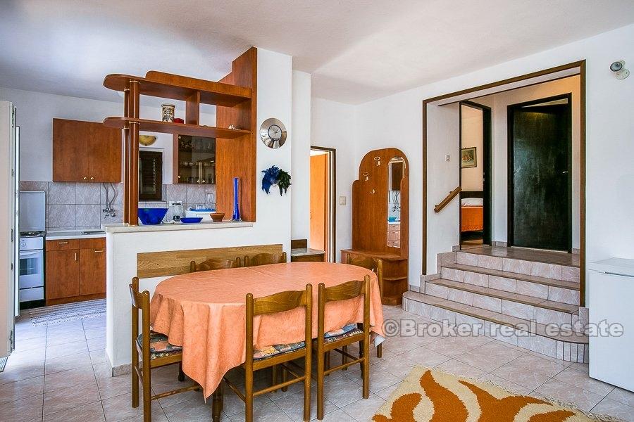 Ostrov Brač, rodinný dom s výhľadom na more