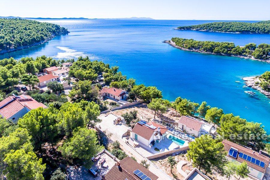Island of Brac, exclusive property with panoramic view