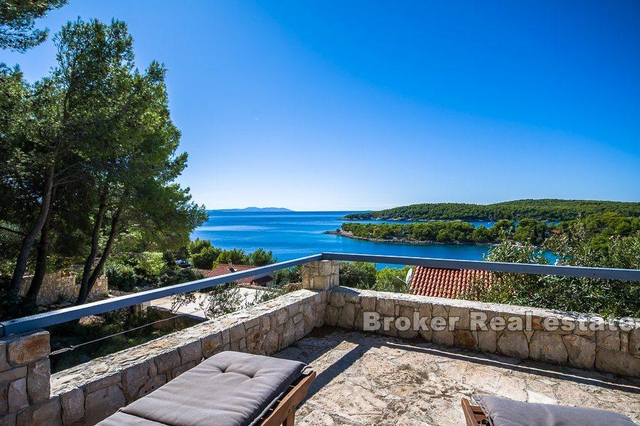 Island of Brac, exclusive property with panoramic view