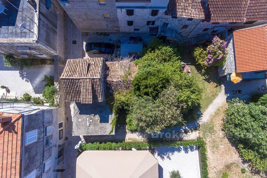 Trogir, steinhus i gamle sentrum, for totalrenovering