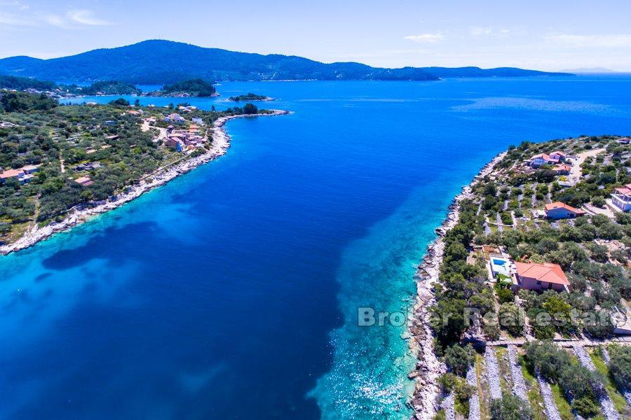 Ostrov Korčula, stavebný pozemok pri mori