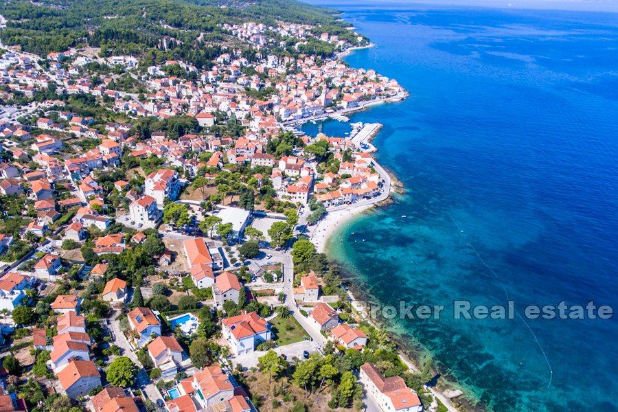 Wyspa Brac, kamienny dom z widokiem na morze