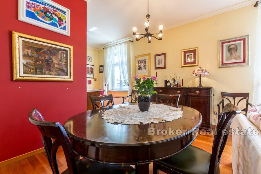 Split, luxusní byt se třemi ložnicemi v blízkosti Rivy