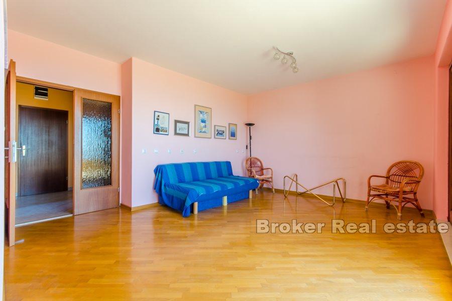 Split, Meje, three bedrooms apartment with sea view