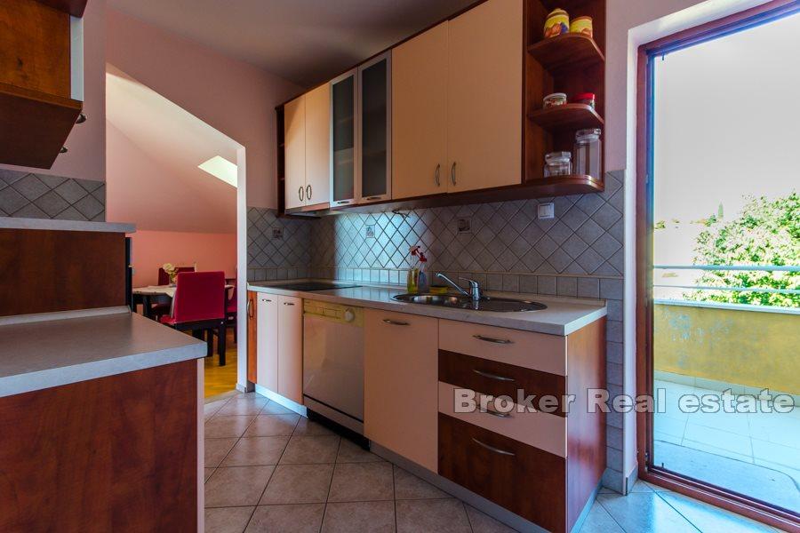 Split, Meje, three bedrooms apartment with sea view