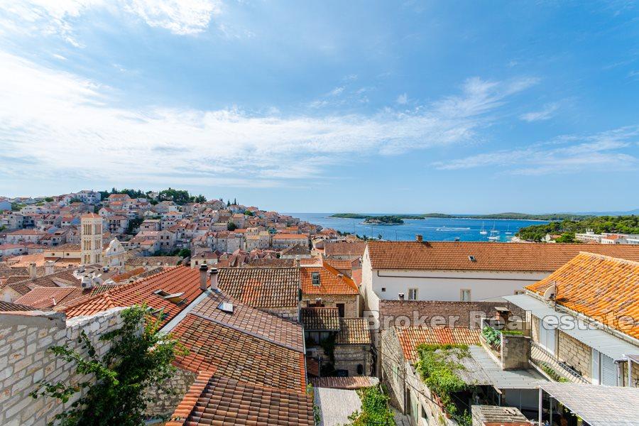Isola di Hvar - Villa in pietra moderna e ristrutturata