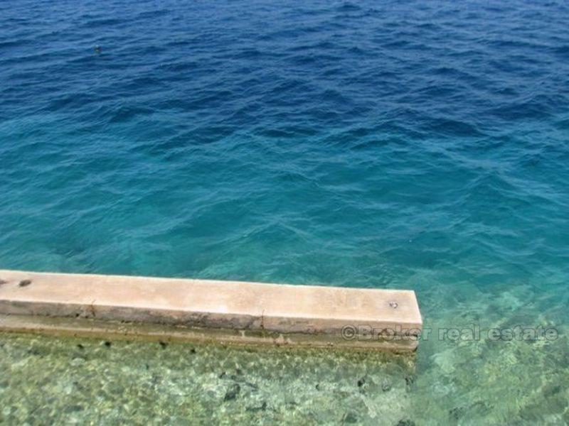 v blízkosti Primoštenu, dům