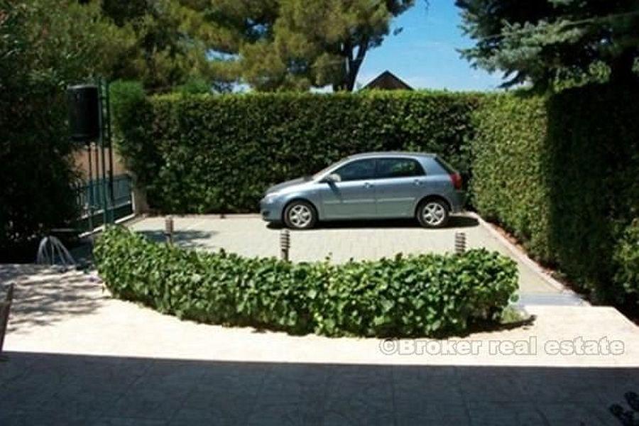 Pirovac. Holiday house