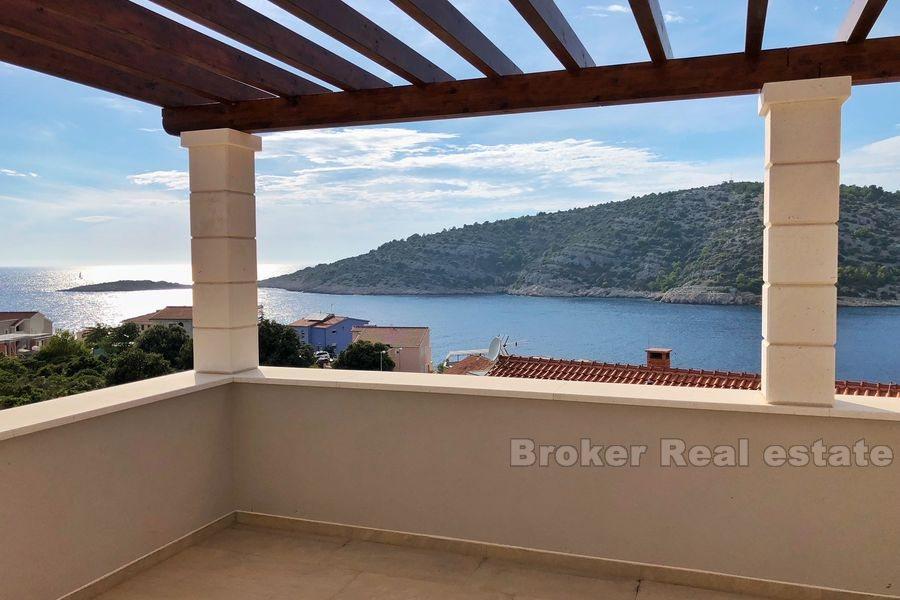 Rogoznica - Villa with a nice sea view