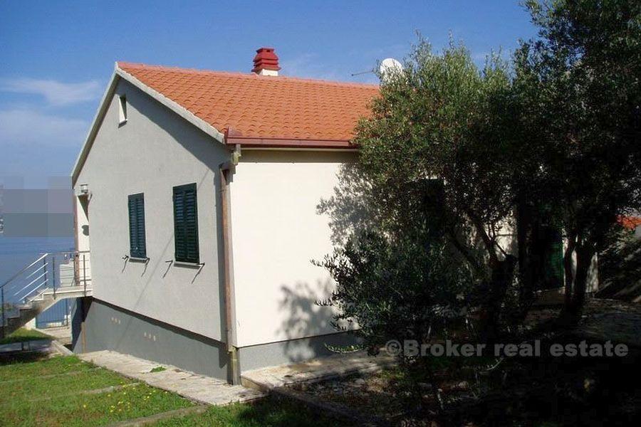 wyspa Ciovo. Nowo wybudowany dom
