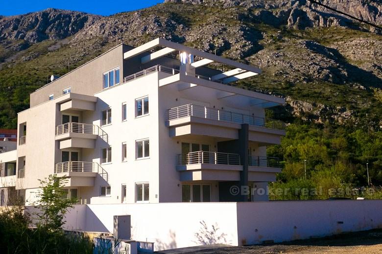 près de Dubrovnik. appartements