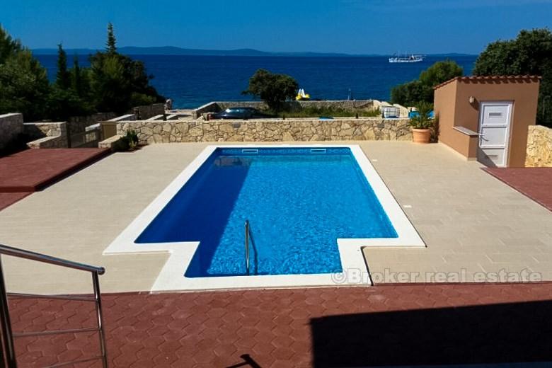 isola di Vir. villa di lusso