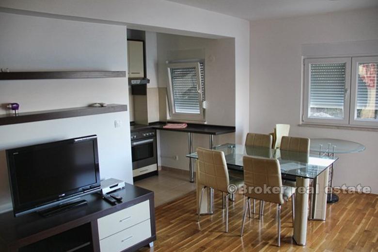 wyspa Ciovo - apartamenty z dwiema sypialniami, nad morzem