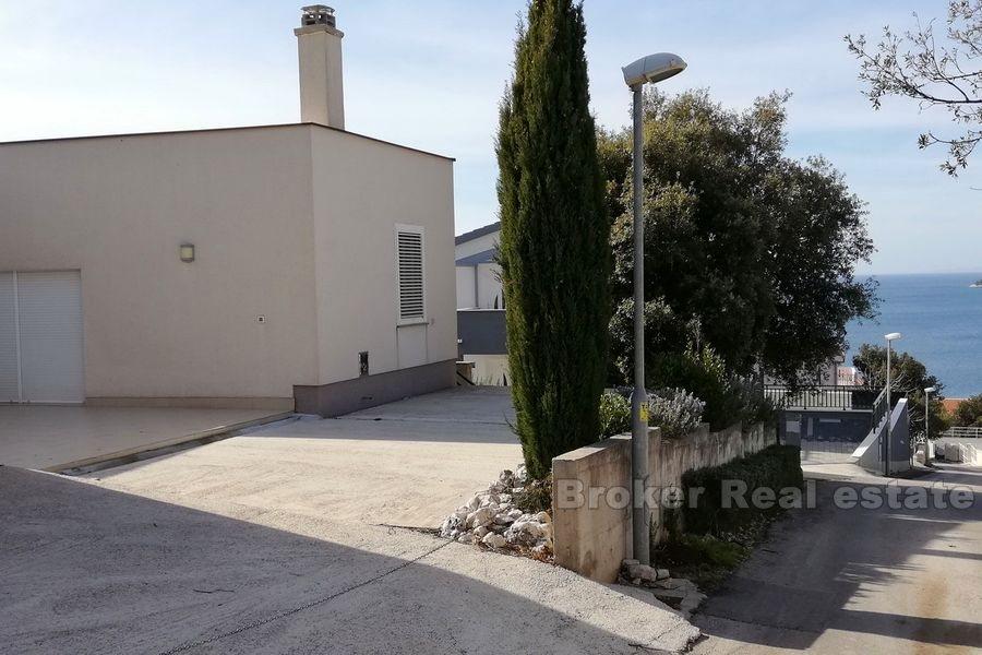 Rogoznica, moderní dům s výhledem na moře