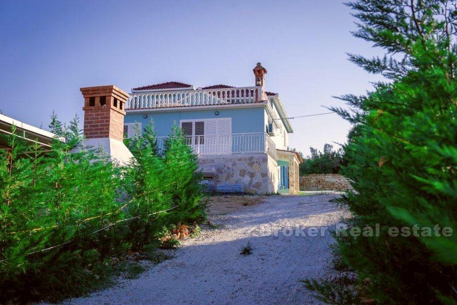Insel Ugljan, Haus mit Meerblick