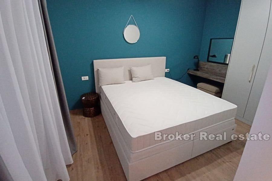 Rogoznica - Villa med basseng i første rad til sjøen