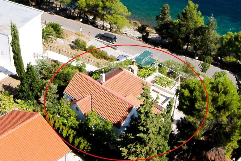 ostrov Brač, atraktivní kamenný dům