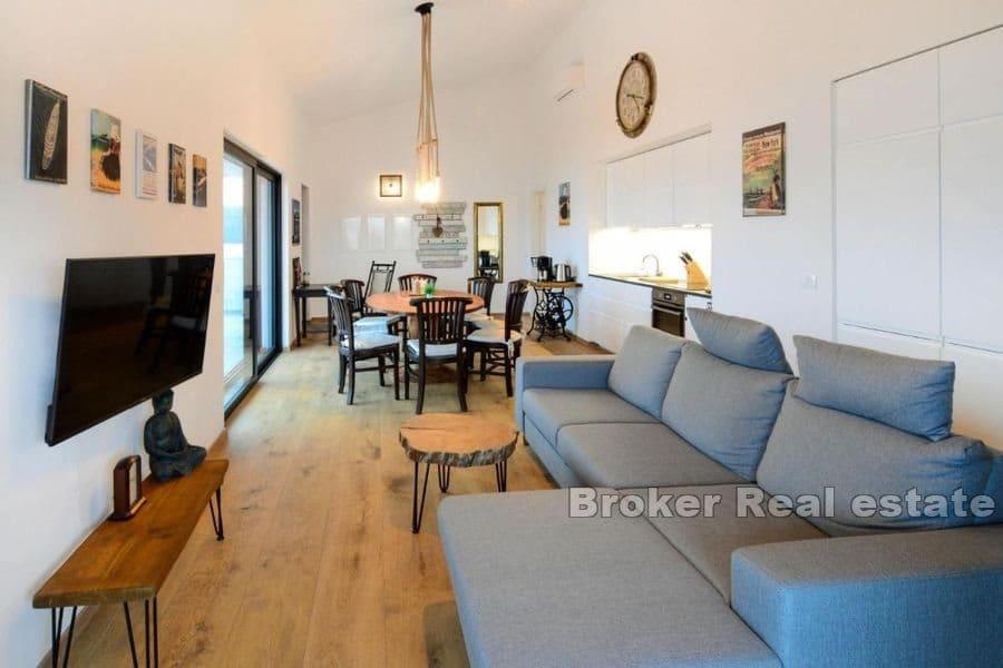 Trogir - Dům v blízkosti moře