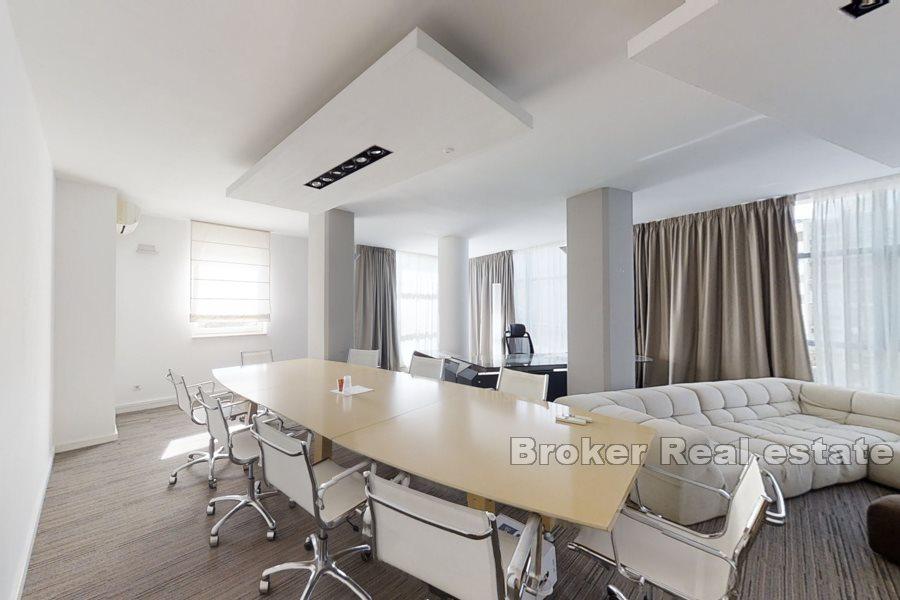 Split, kontorlokaler i et næringsbygg