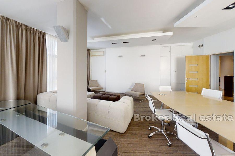 Split, kontorlokaler i et næringsbygg