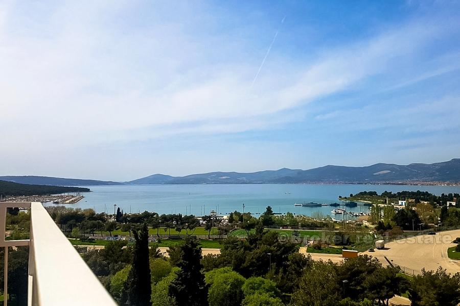 Split - Komfortní apartmán se třemi ložnicemi