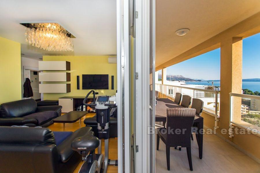 Split, Žnjan, čtyři ložnice byt