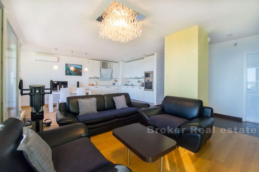Split, Znjan, Vier-Zimmer-Wohnung