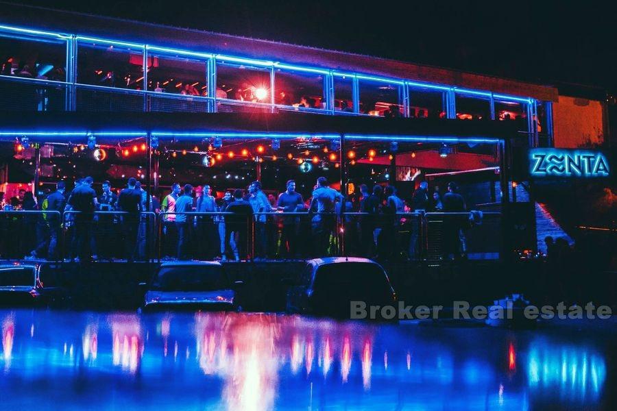 Split, Zenta, discothèque / restauration