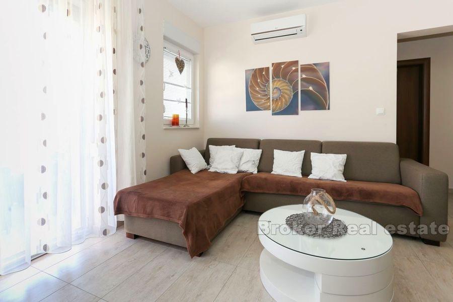 Wyspa Ciovo, nowo wybudowane apartamenty z jedną lub dwoma sypialniami